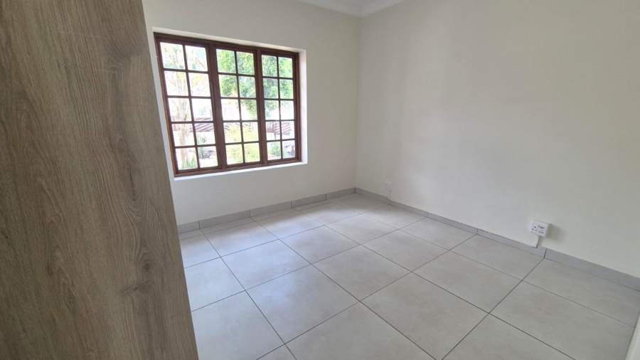 3 Bedroom Property for Sale in Wavecrest Eastern Cape